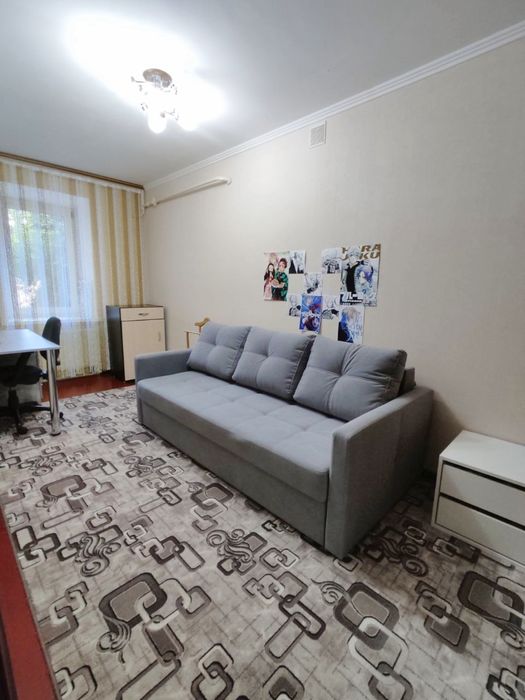 Продаж 3 кімнатної квартири на Київській