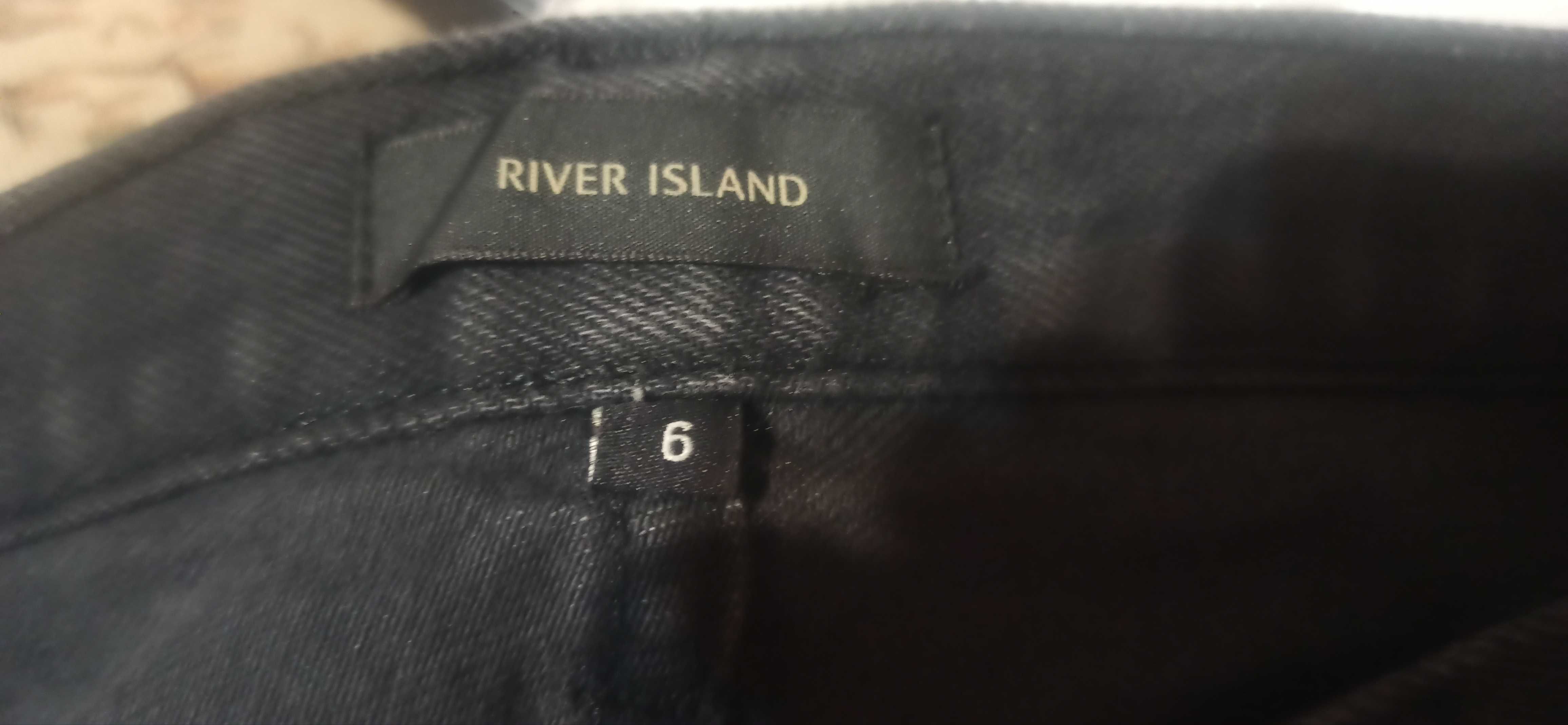 Джинсовые шорты mom River Island