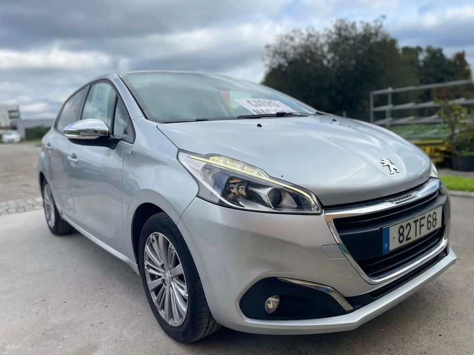 Peugeot 208 1.2 VTi SE Style