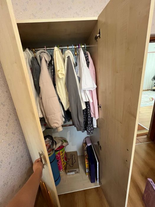 Комплект меблів для дитячої кімнати