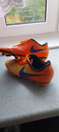 NIKE - buty sportowe korki