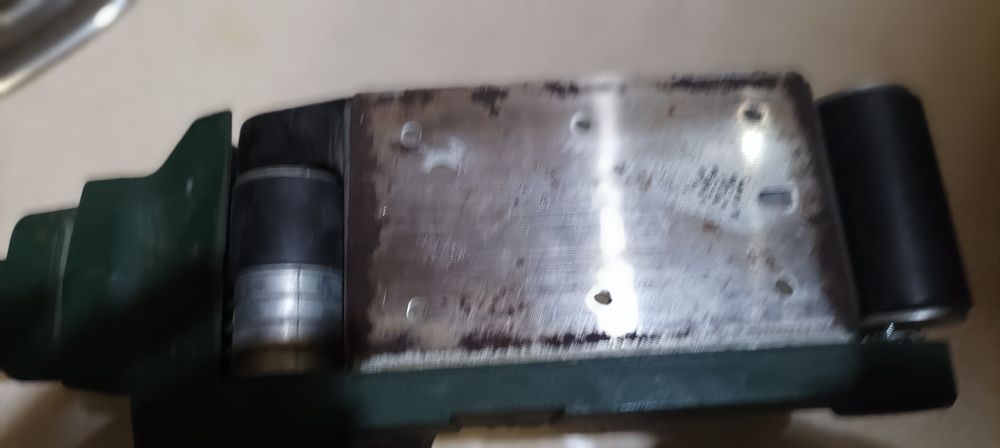 Szlifierka taśmowa Bosch PBS 7A 600W