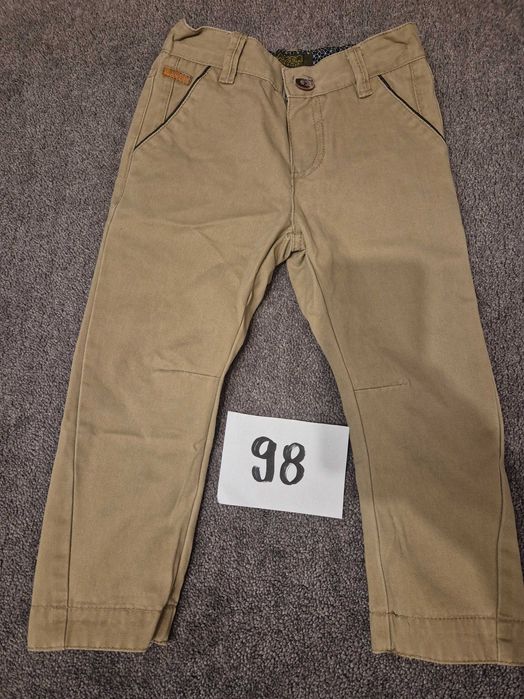 Spodnie dresowe i jeans rozmiar 98