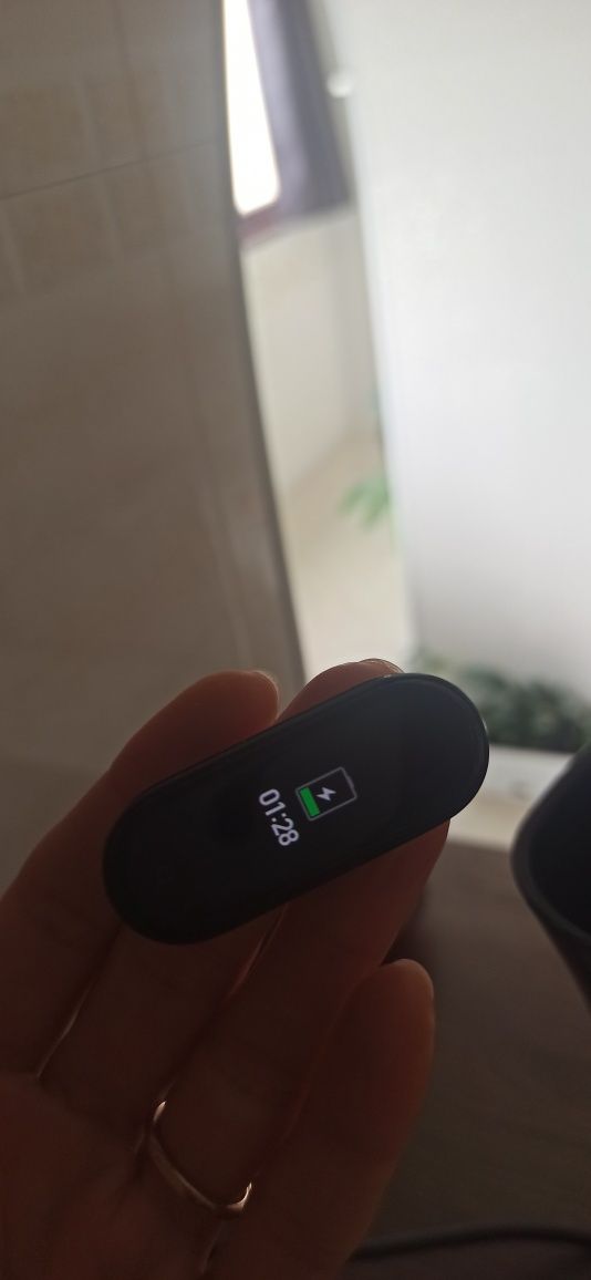 Фитнес-браслет Xiaomi Mi Band 5 Black (XMSH10HM)
Фитнес-браслет Xiaomi