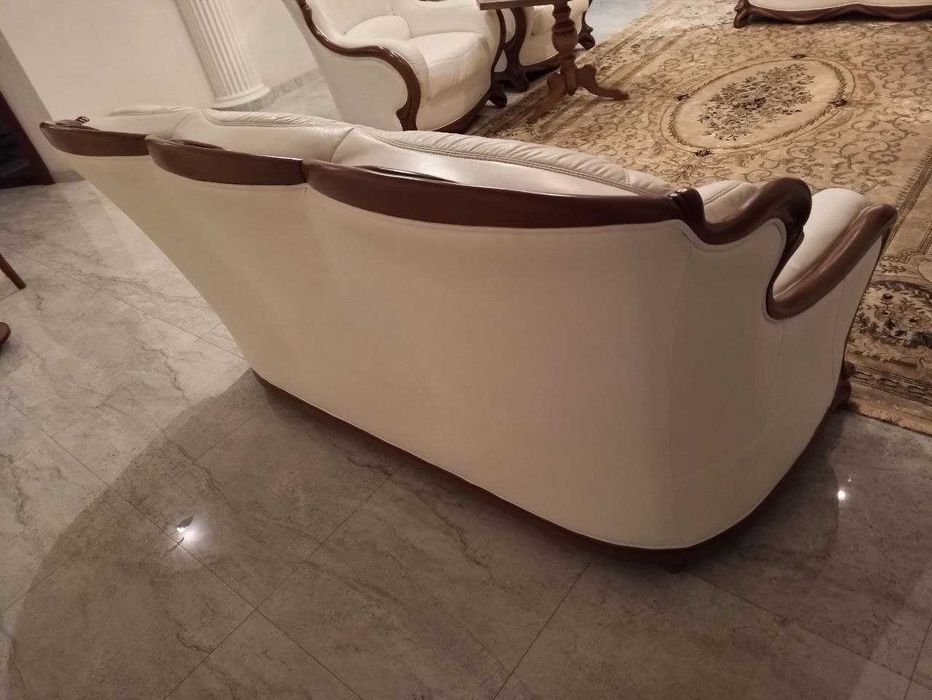 Диван(3х и 2х) и кресла 2 натуральная кожа (Италия)