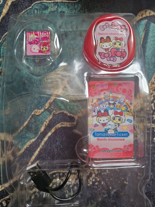Oryginalne Tamagotchi Uni Sanrio Characters + 5 DLC