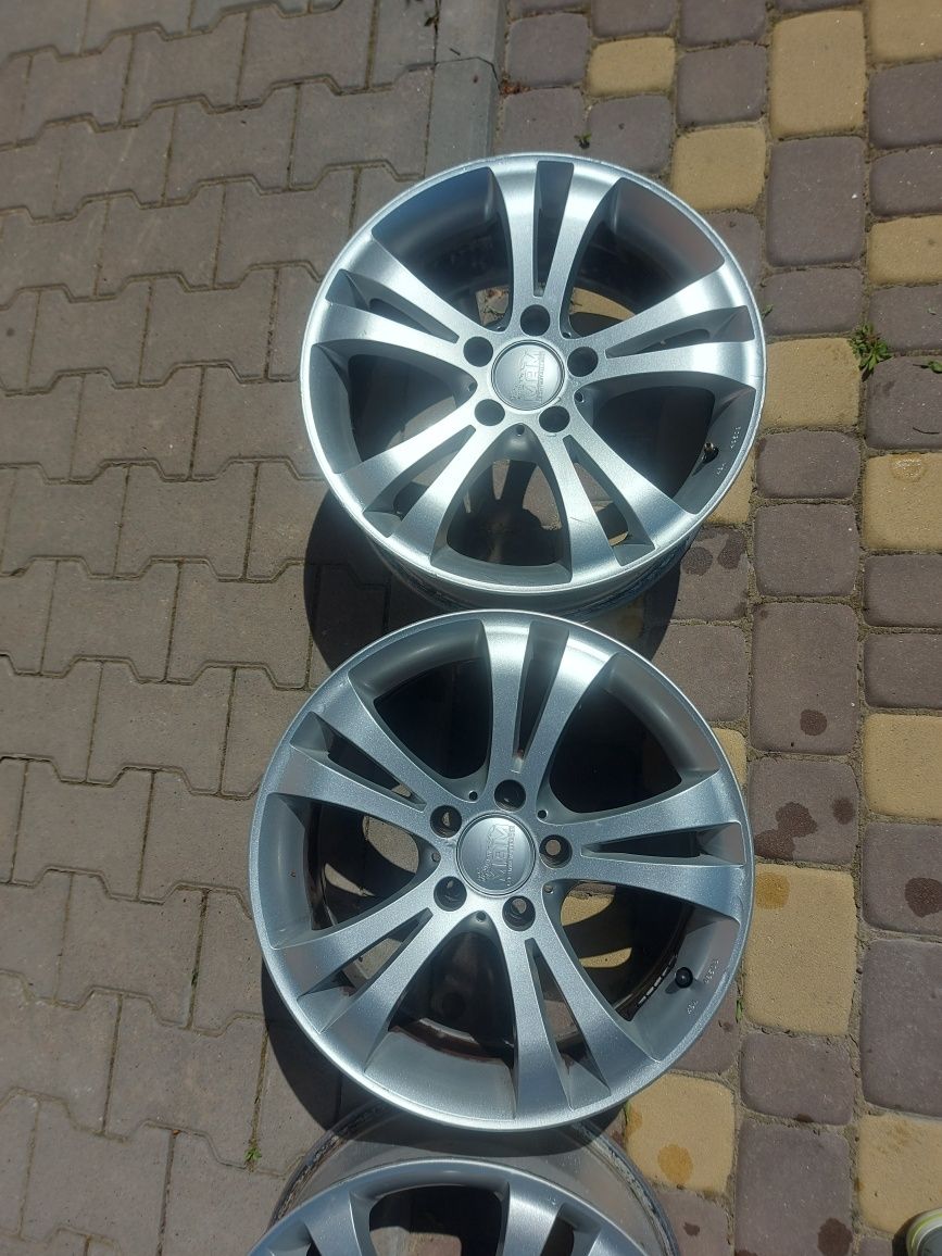 Диски R17 5.112.17 ET 47 Skoda Audi Volkswagen Passat Mercedes VITO...