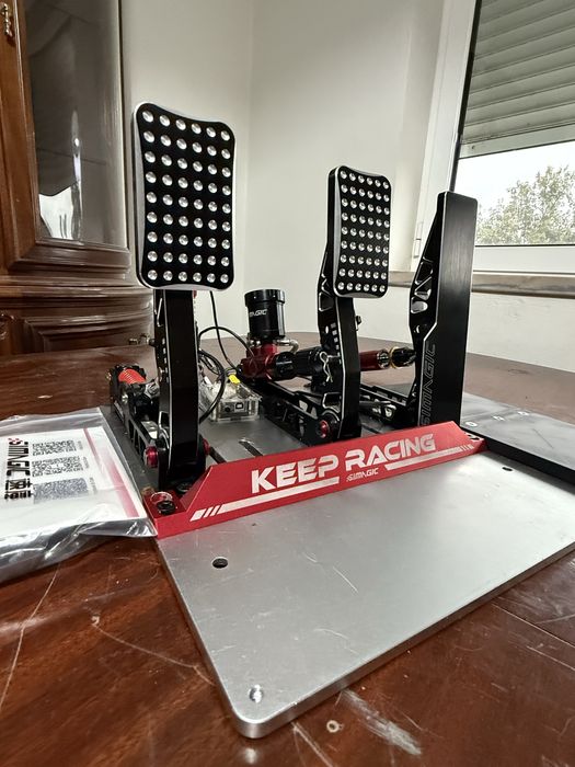 ULTIMO DIA : Pedais Simagic p2000 3-Pedal-Set