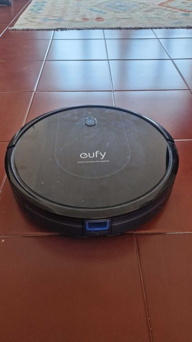 Robô Aspirador Eufy RoboVac G10 Hybrid