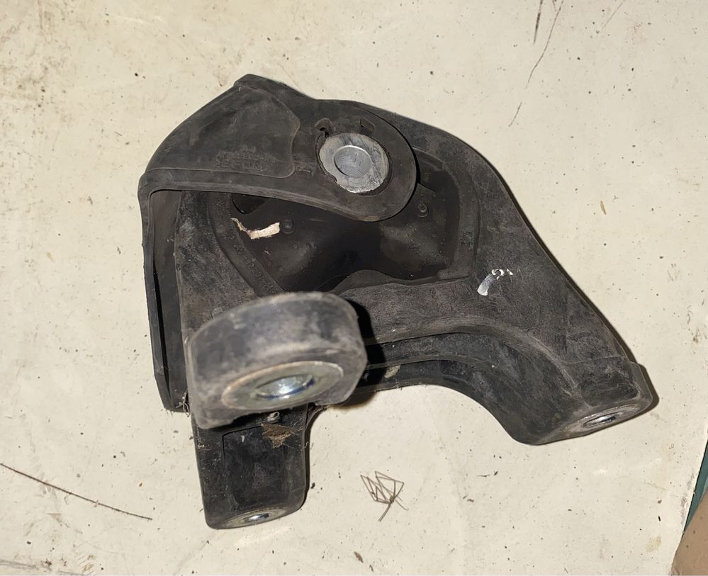 50810-TA2-H01 | Подушка двигателя задн. HONDA ACCORD CU8 08-13