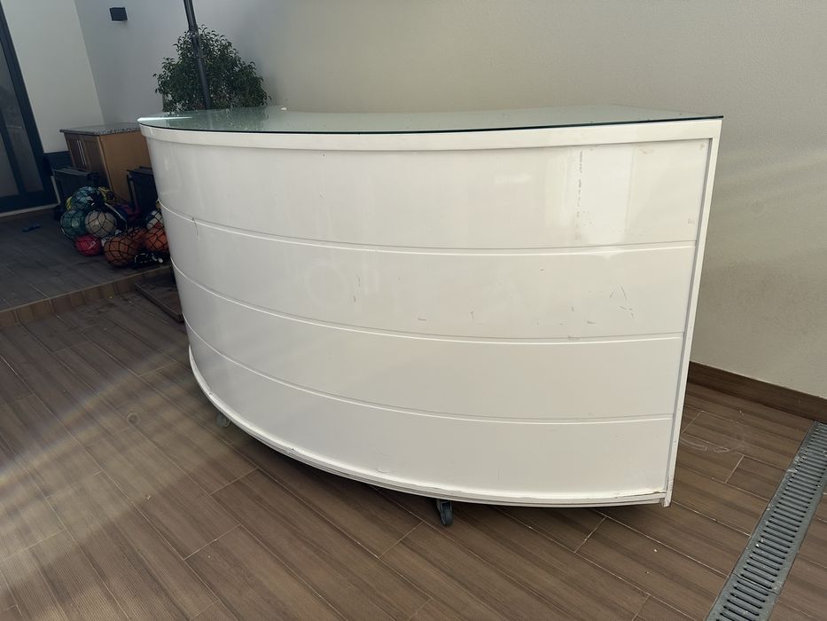 Balcão lacado redondo de recepcão de loja