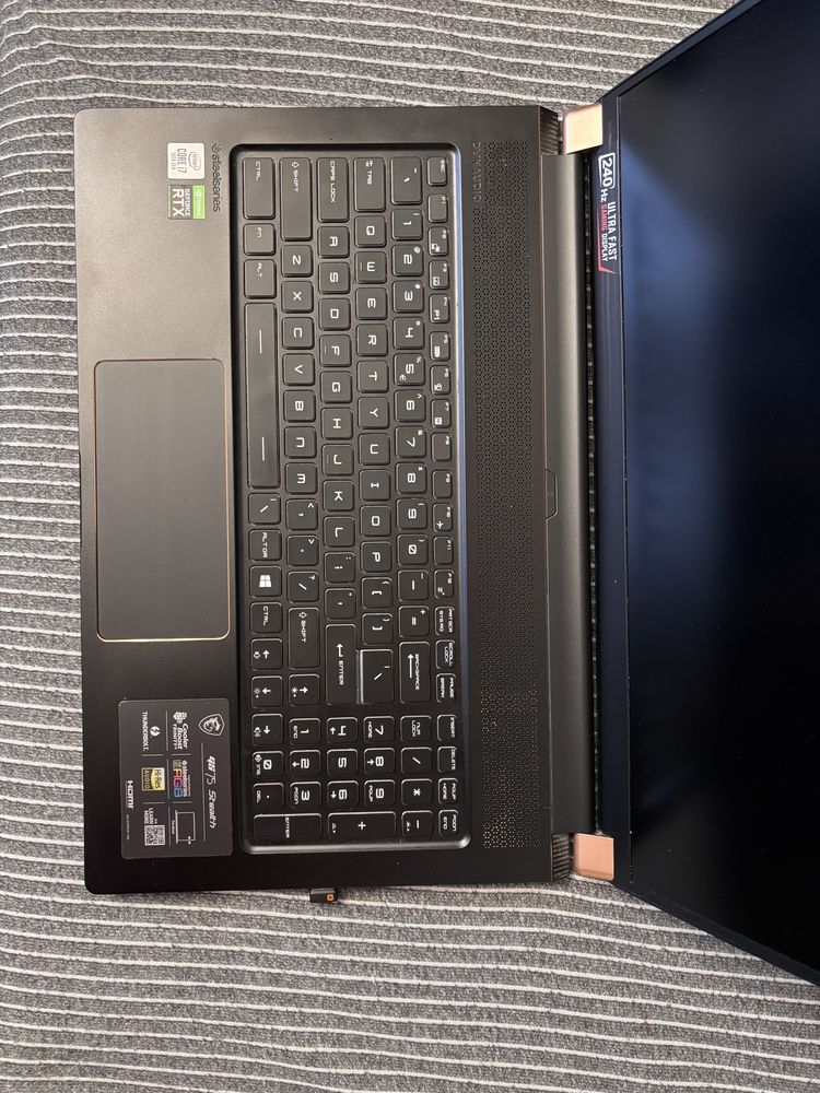 Laptop MSI GS75 Stealth 10SE