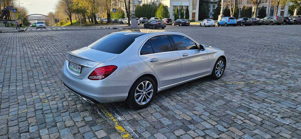Mercedes-Benz 2015 C-Class
