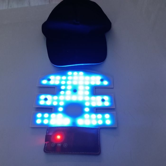 Czapka z światłem Led oraz wibracjami