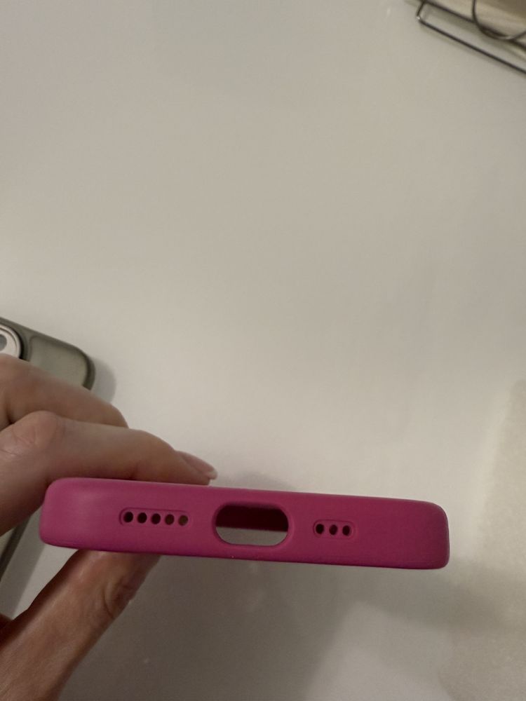 Чохли на iPhone 13 pro