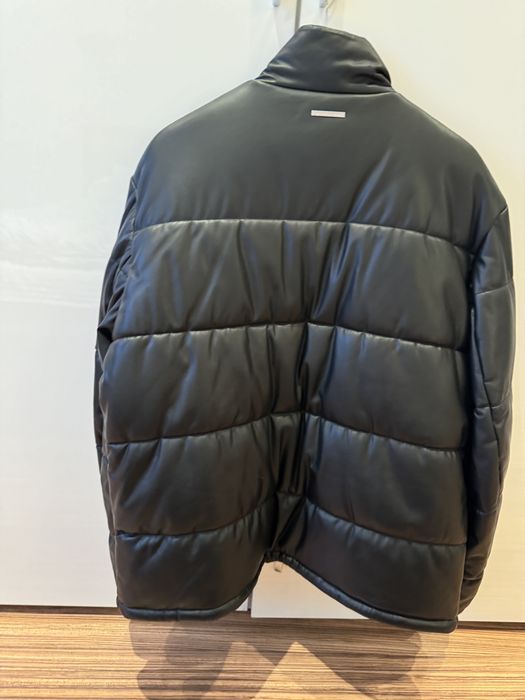 Пуховик кожаный ARMANI оригинал