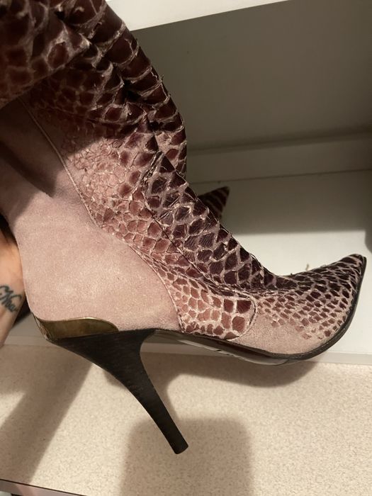 Kozaki kowbojki skora weża na obcasei Just Cavalli