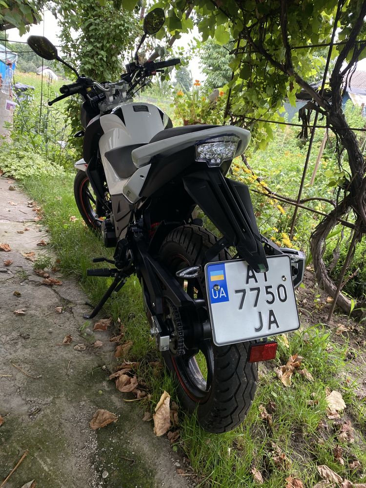 Мотоцикл Spark sp200r-28