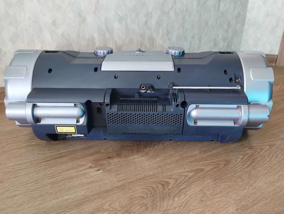 Бумбластер JVC ( Блютуз - AUX - CD - тюнер ) BoomBlaster Бумбокс ЖВС