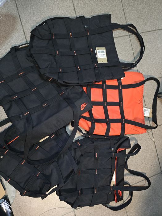 Сумка унісекс Nike Nsw Cargo Tote Black HF5303-010