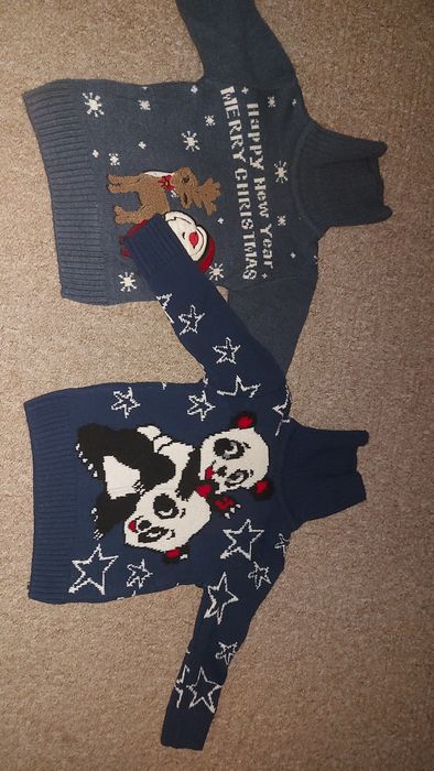 Зимовий дитячий комбінезон та светри