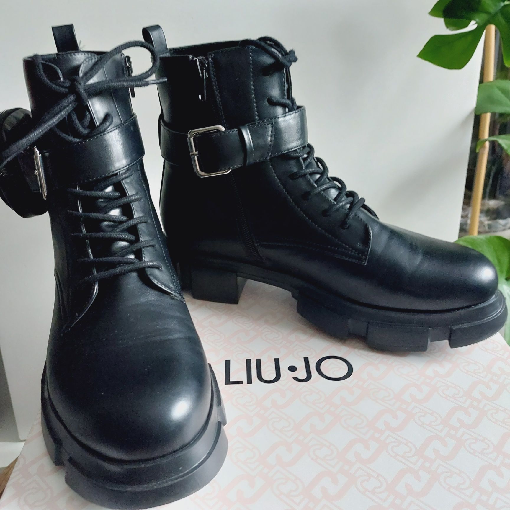 Nowe buty LIU JO - 40 workery z torebeczką