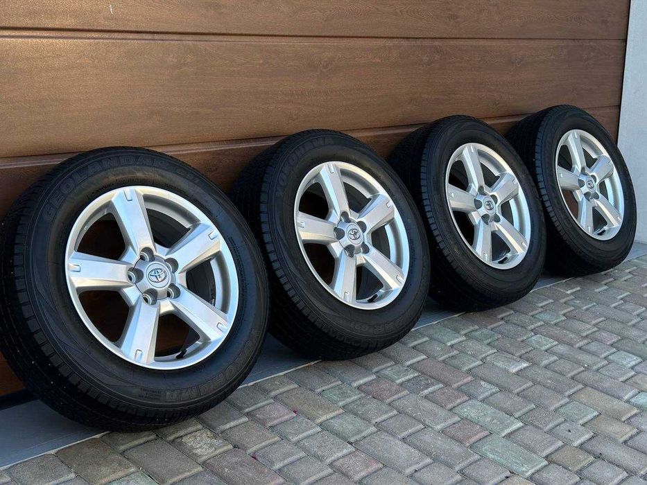 Диски з шинами 5x114.3 R17 Toyota Hyundai Mazda Mitsubishi Nissan Kia