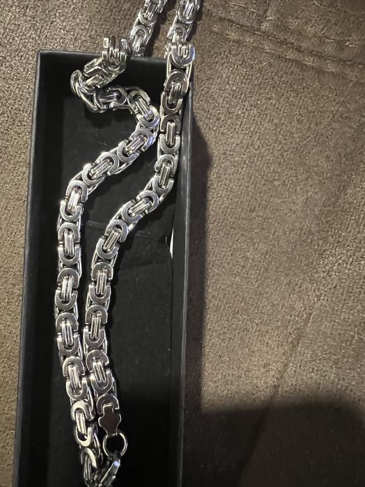 Хрест з цепочкою