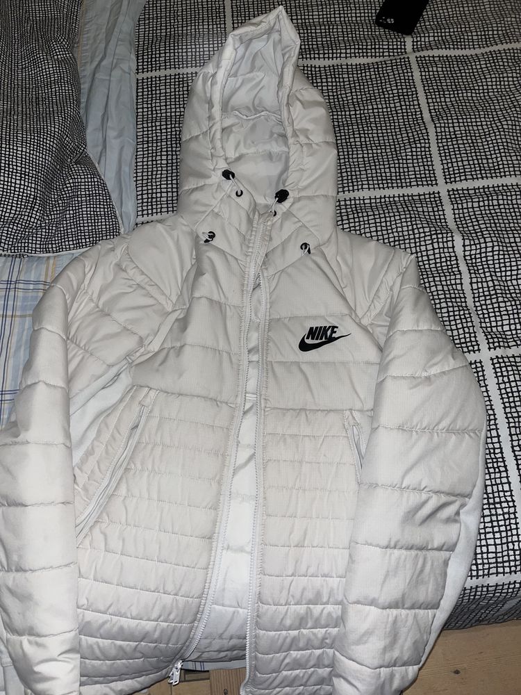 Kispo Nike branco Tamanho S/M