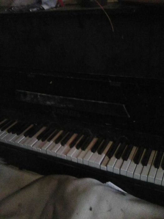 Продам пианино "Украина"!