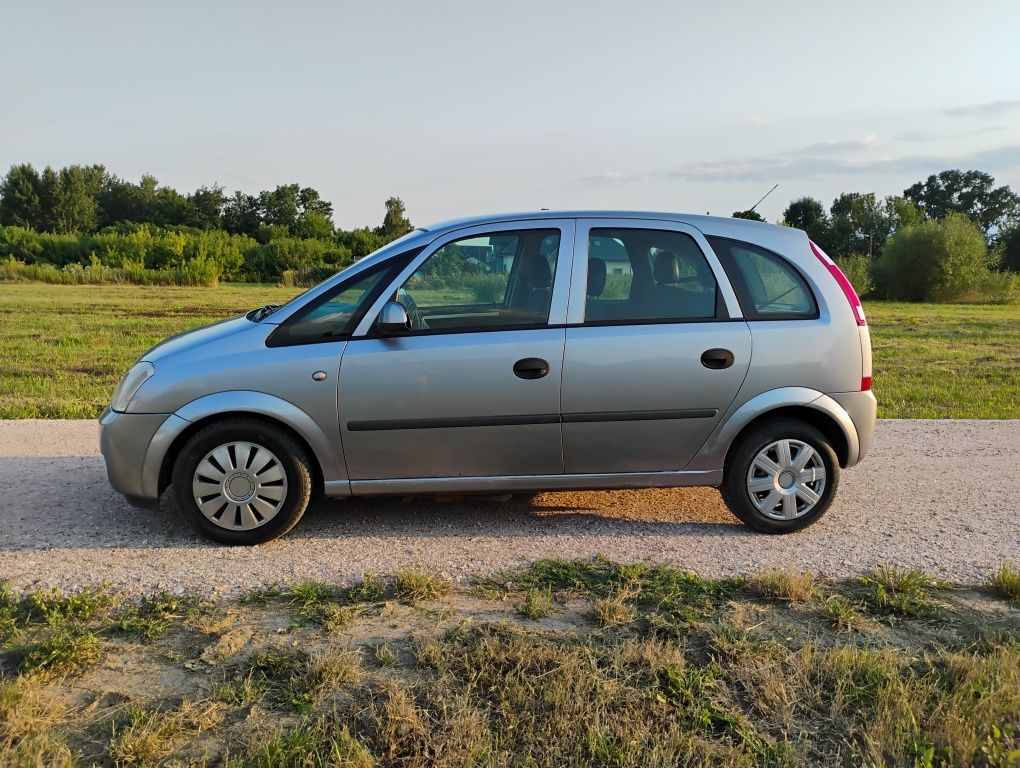 Opel Meriva 1.7 DTI Isuzu  2005 Klimatyzacja Bez korozji Ładna
