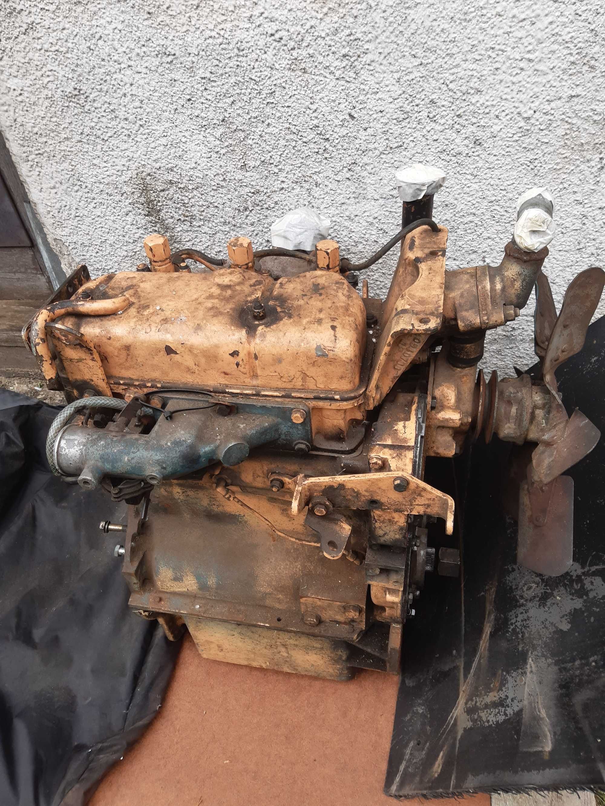 silnik perkins 3c jcb mf