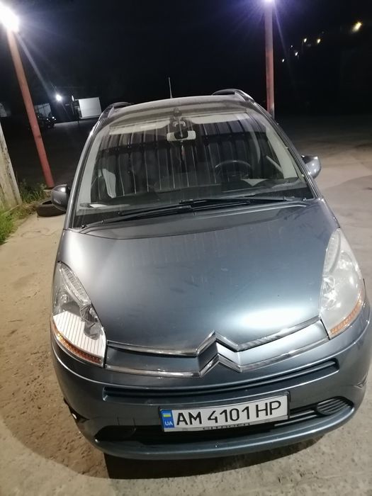 Продам Citroen C4 Picasso 2010