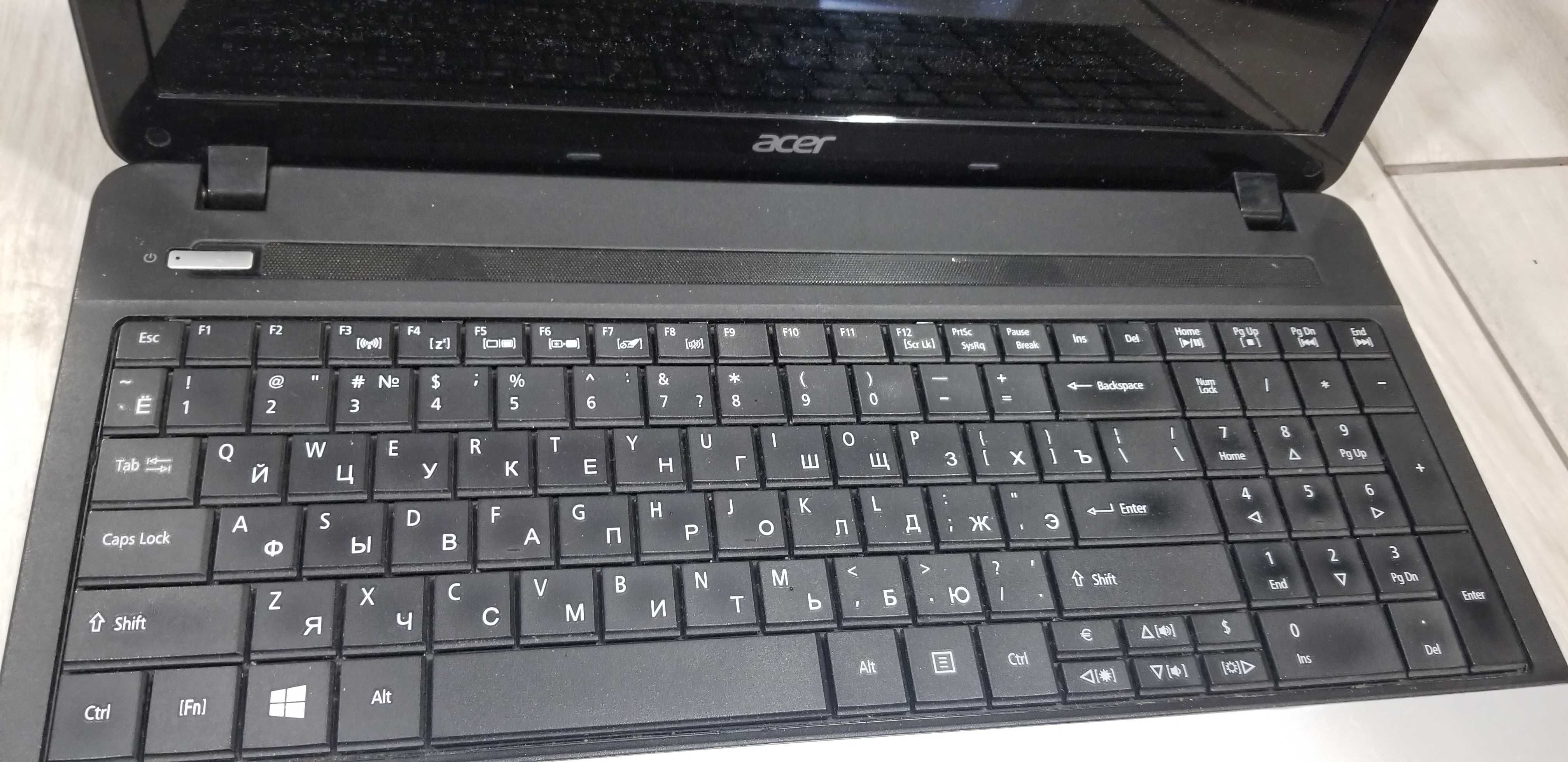 Ноутбук Acer aspire e1-531 (Ram 6 Gb Hdd 320GB)+ подарунок сумка