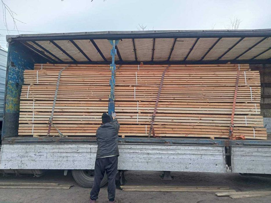 Обрізна / необрізна дошка. Балки, крокви , брус (сосна 4м-6м)