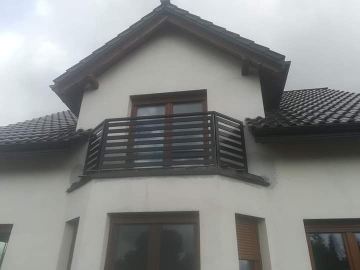 Balustrady wewnętrzne zewnętrzne