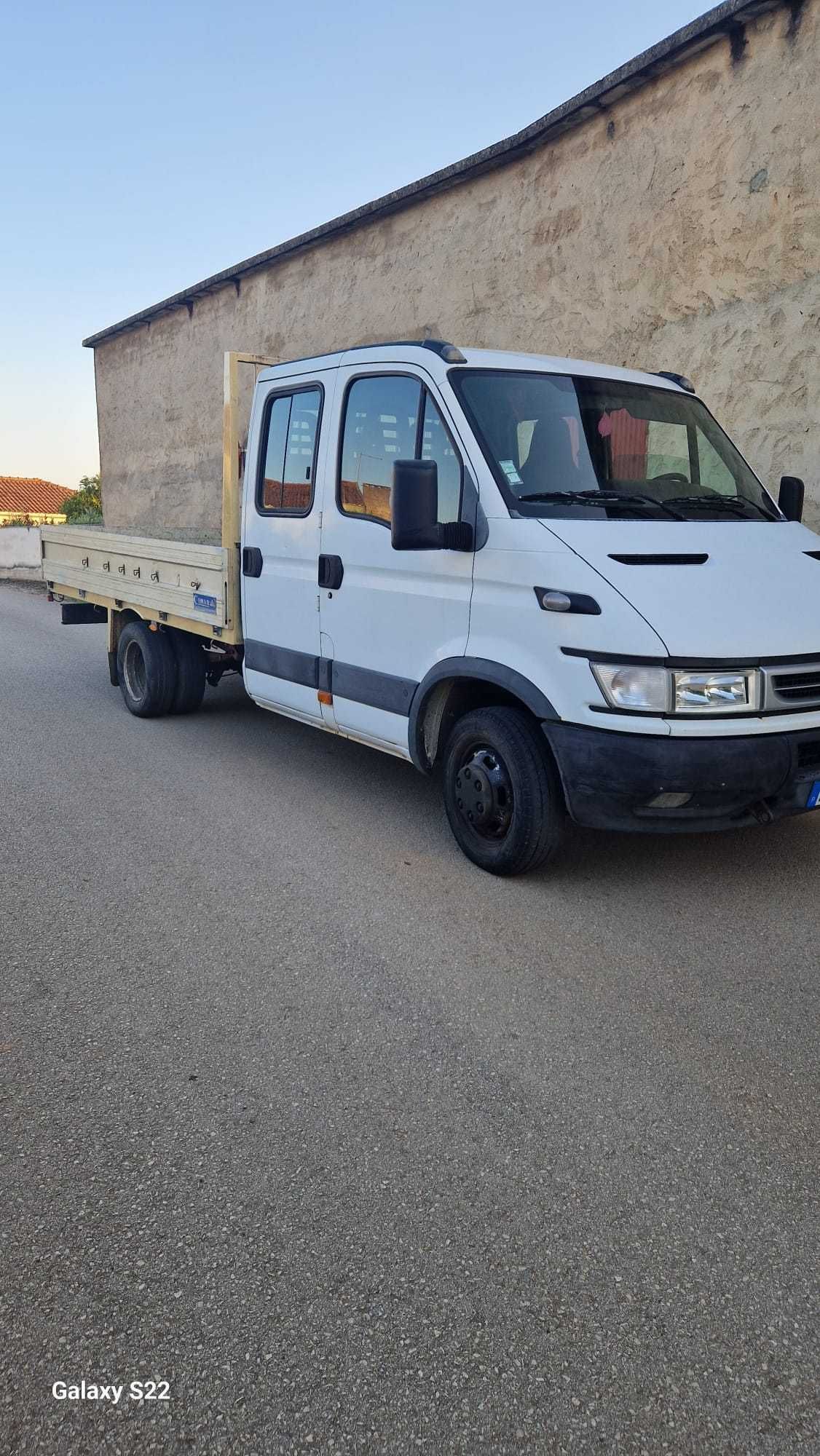 Iveco Daily 35c12, ano 2005, 7 lugares