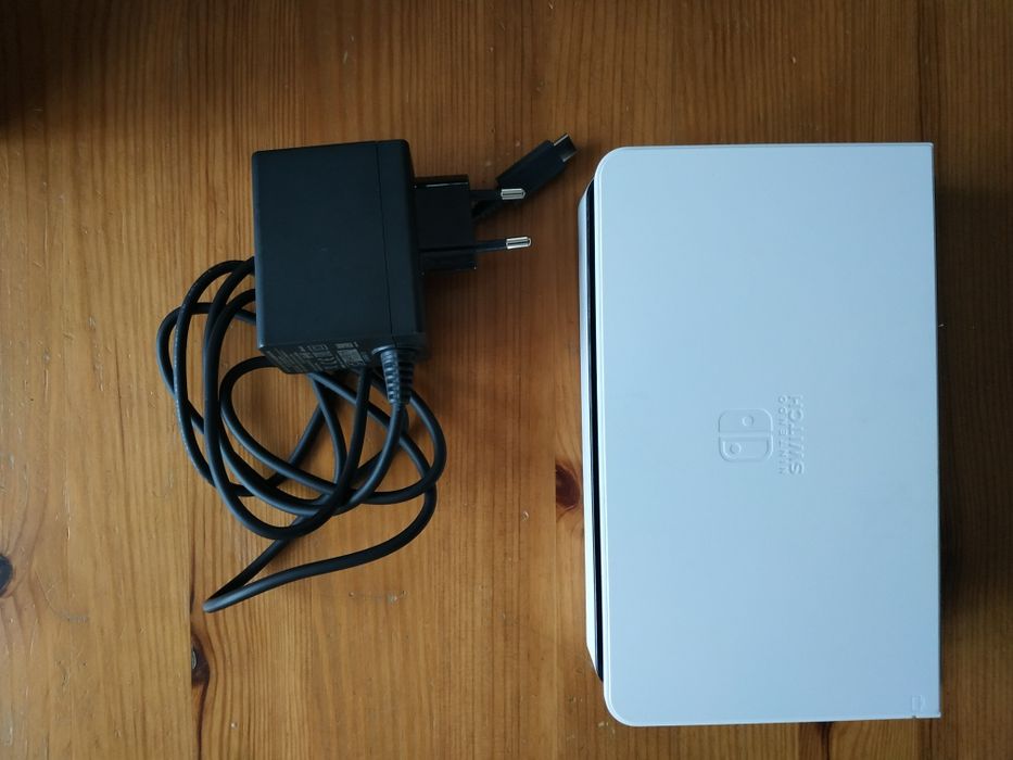 Konsola NINTENDO Switch OLED