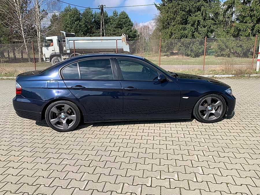 Bmw E90*    320I