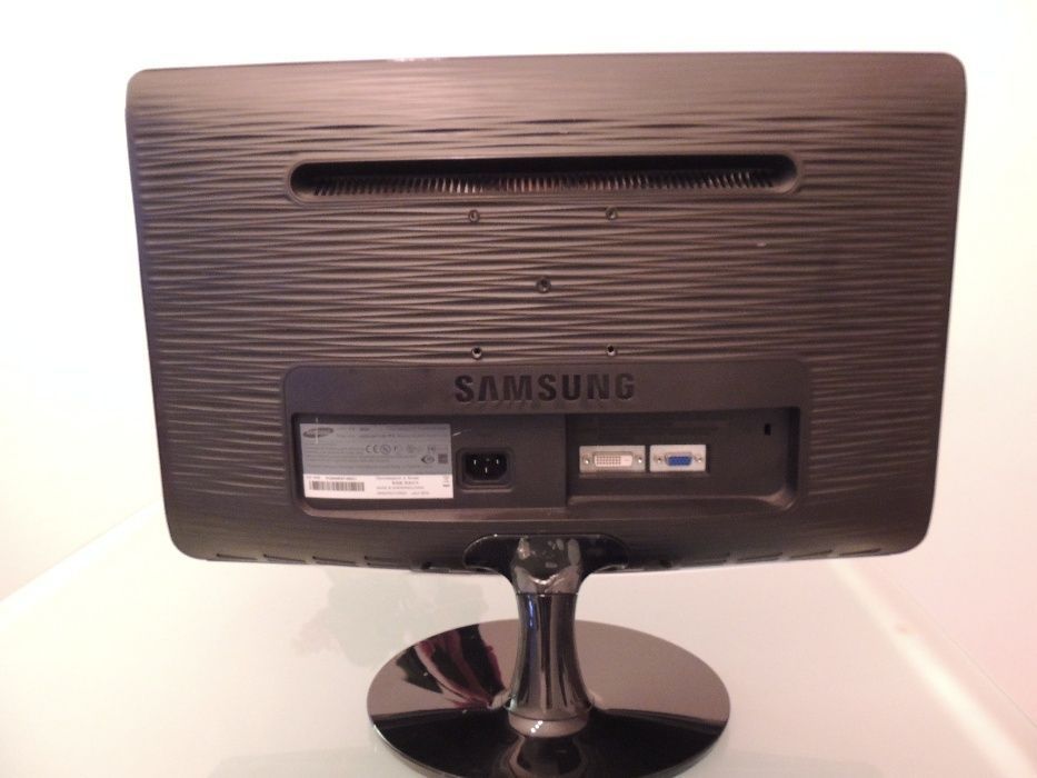 Sprzedam monitor Samsung