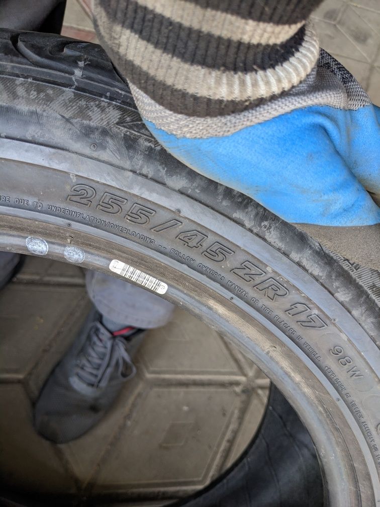 255/45R17 Michelin літо пара