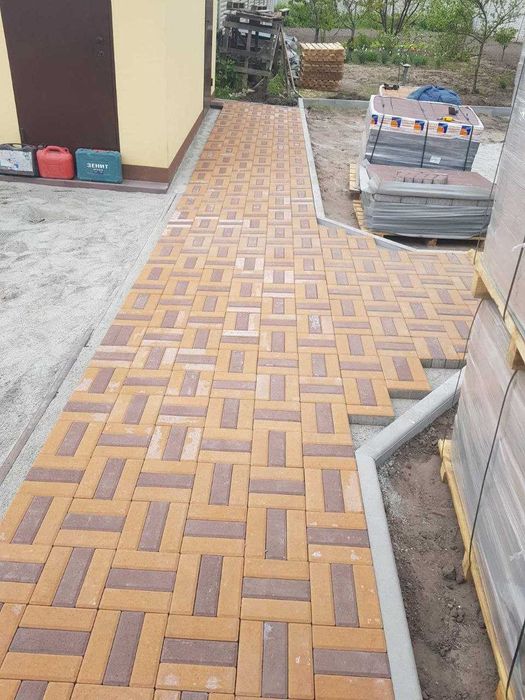 Укладка тротуарной и гранитной плитки в Харькове и области