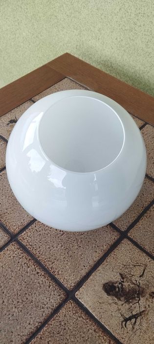 klosze okrągłe białe