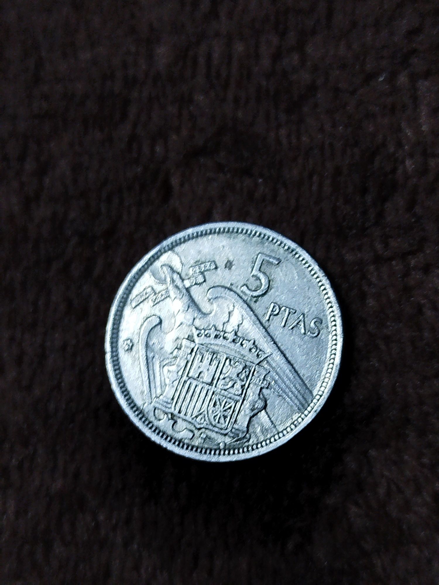 Moeda de cinco pesetas de 1957 de Francisco Franco