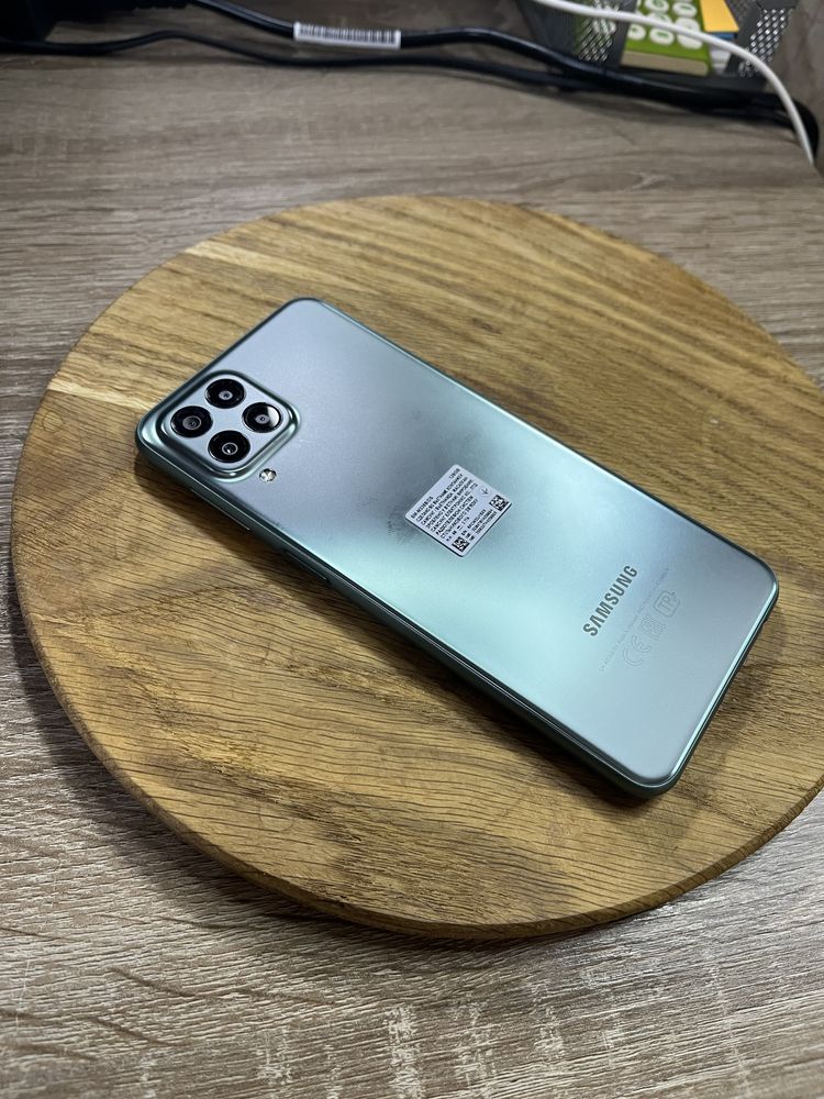 Смартфон Samsung M33 5G