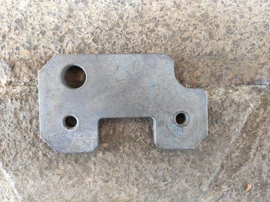 Деталь до замка кришки багажника Пежо 3008, 5008