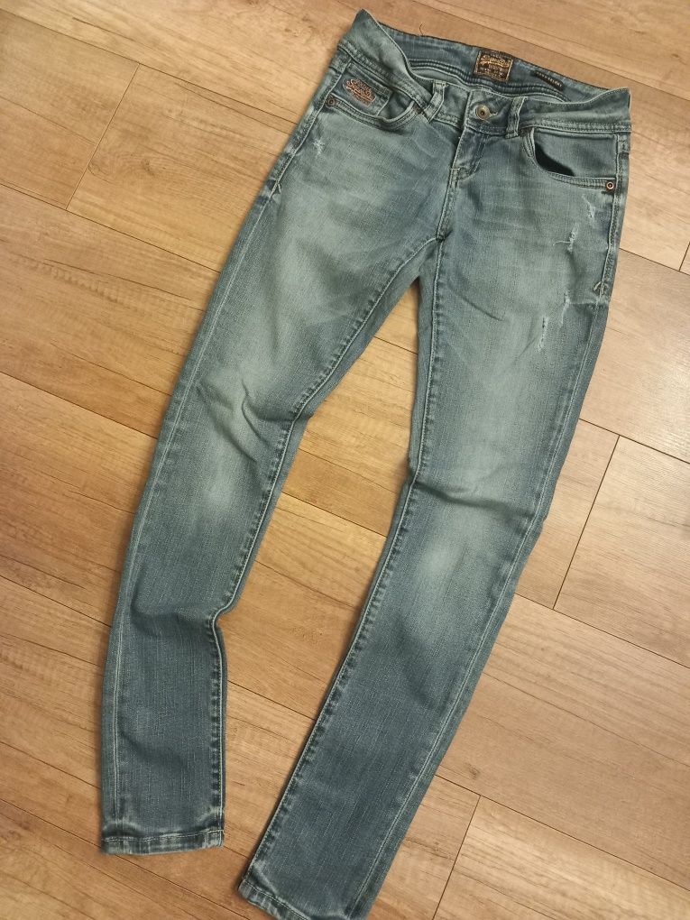 Jeansy Superdry roz 26/30