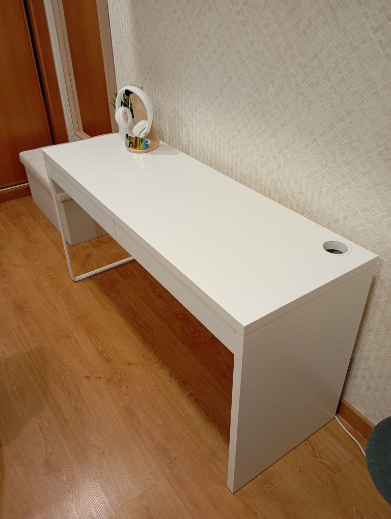 Secretária Branca MICKE IKEA