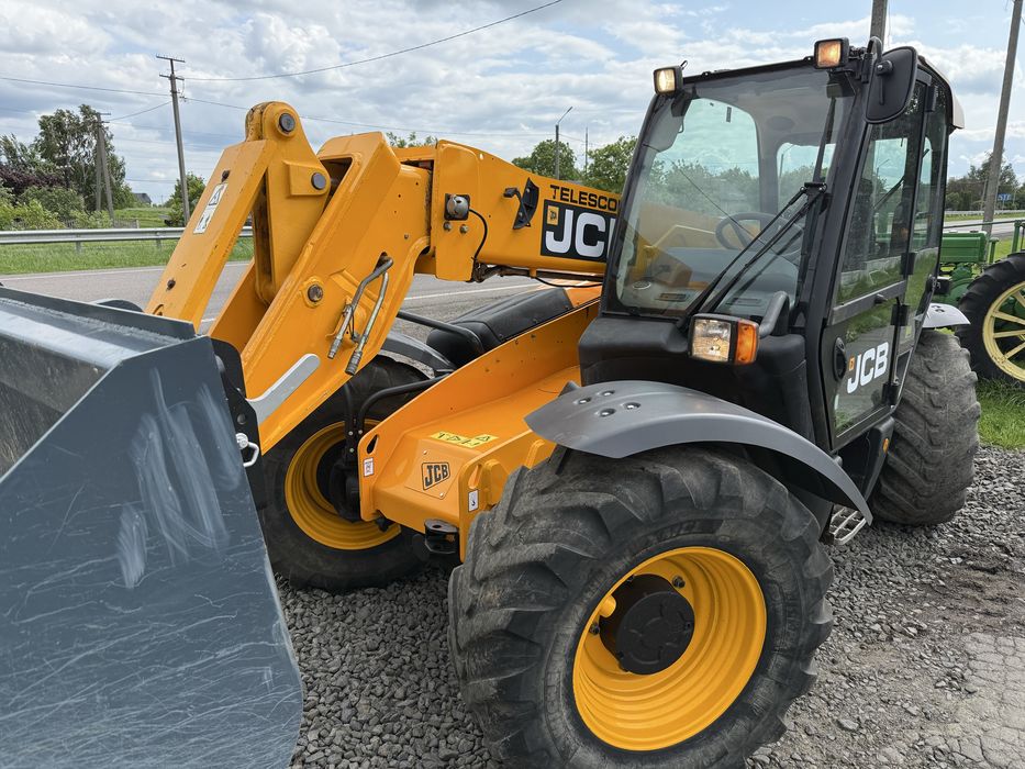 JCB 531-70 Agri Super 2009р маніту