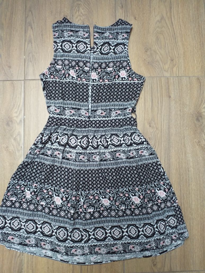 Letnia zwiewna sukienka Cropp, rozm.M, boho etnic hippie